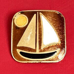 Jaunty vintage brooch by de Passillé-Sylvestre